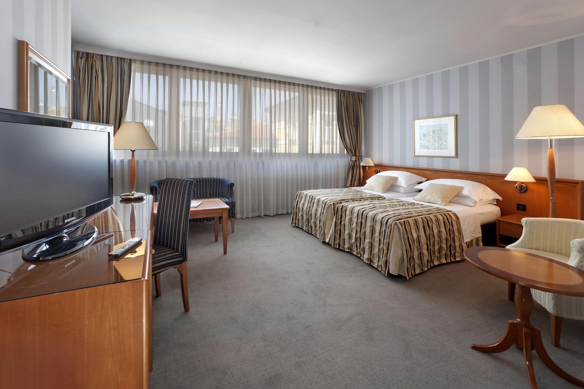 Grand Hotel Bonavia Rijeka Ngoại thất bức ảnh