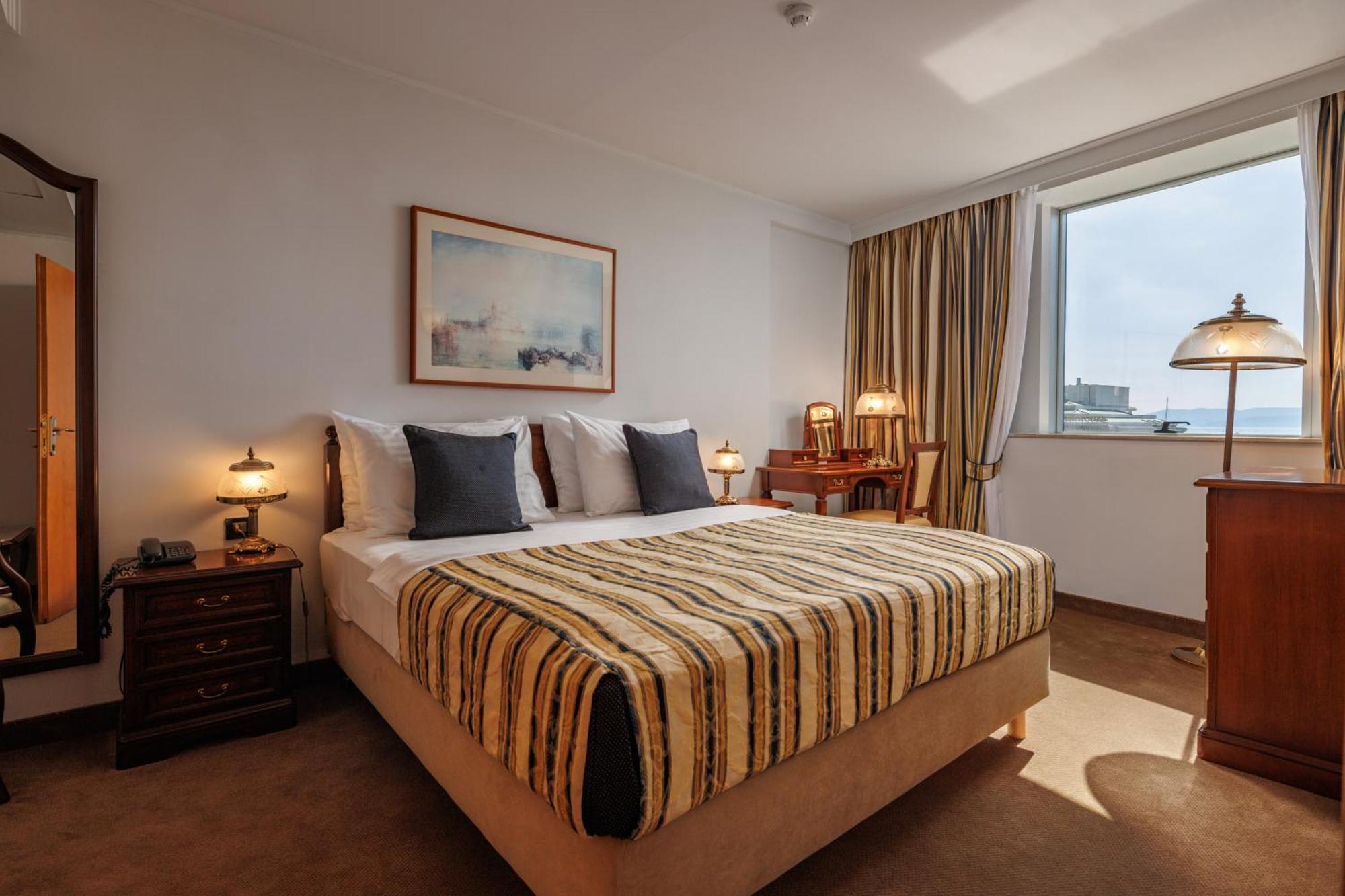 Grand Hotel Bonavia Rijeka Ngoại thất bức ảnh